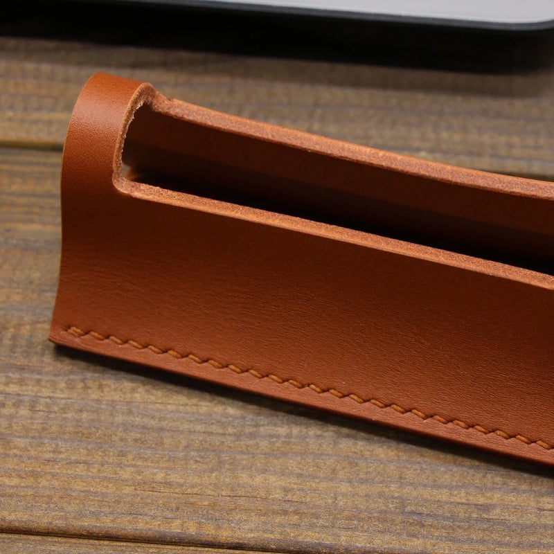 Suport pentru cărți de vizită din PVC pentru birou, design cu un singur strat, formă geometrică, capacitate 30 de carduri, imprimare logo disponibil