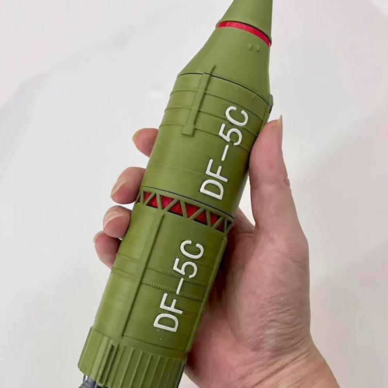 Friendly Daodbt műanyag kör alakú tolltartó – ajándék az irodába