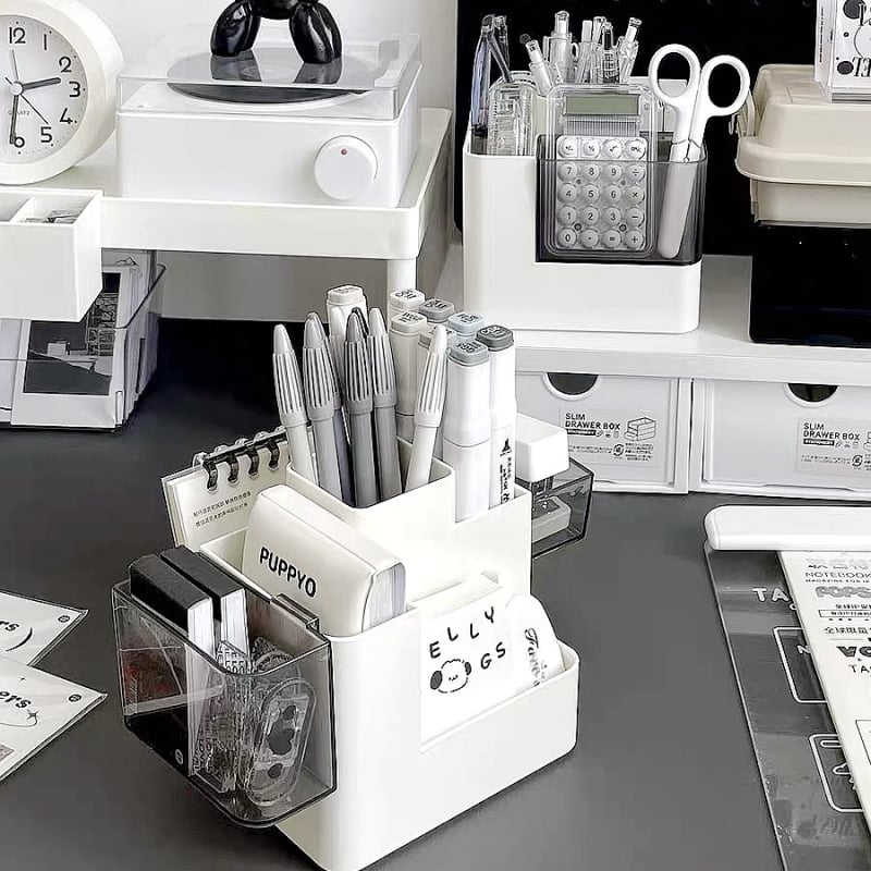 Több rekeszes, függő tolltartó — műanyag, négyzet alakú asztali tároló, diákok számára