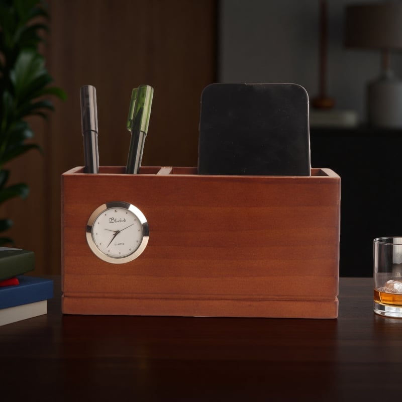 Tömörfa tolltartó, négyszögletes alakú asztali rendező – irodai kiegészítő, üzleti ajándék