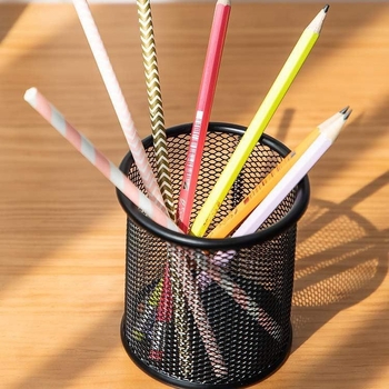 Metalni kvadratni držač olovke za stol, model Pen storage box