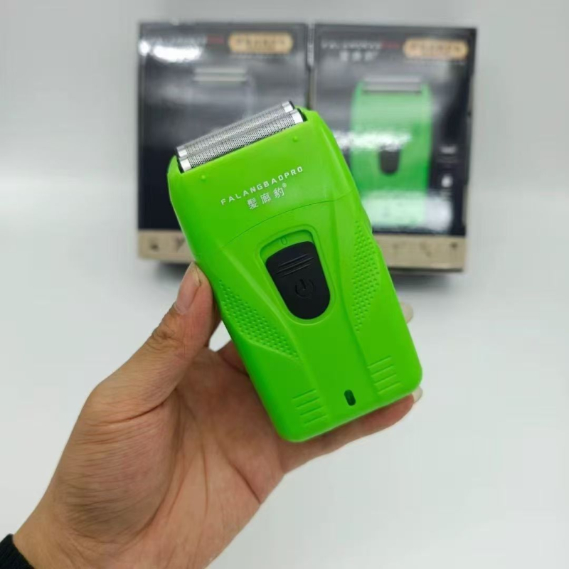 Hair Salon Leopard električni šišač za kosu – nož glavine od titanijevog legura; ugrađena baterija; četkasti motor; punjenje; uklonjiva i periva glavica