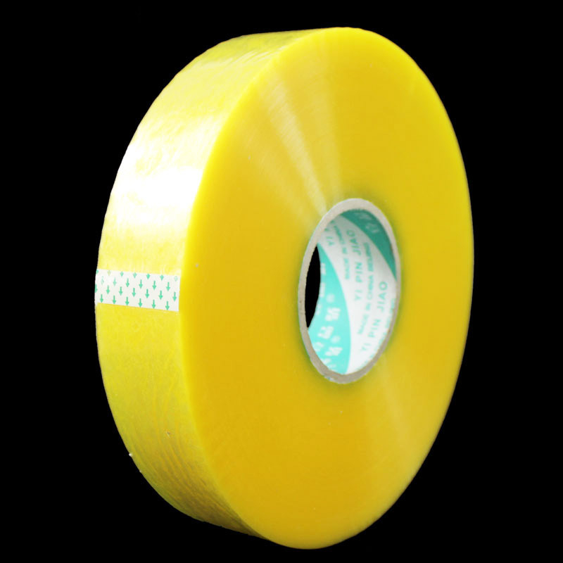 Gépzáró ragasztószalag, OPP film, 52 μm filmvastagság, termosz ragasztó, nagy viszkozitás, csomagoló gépek lezárására