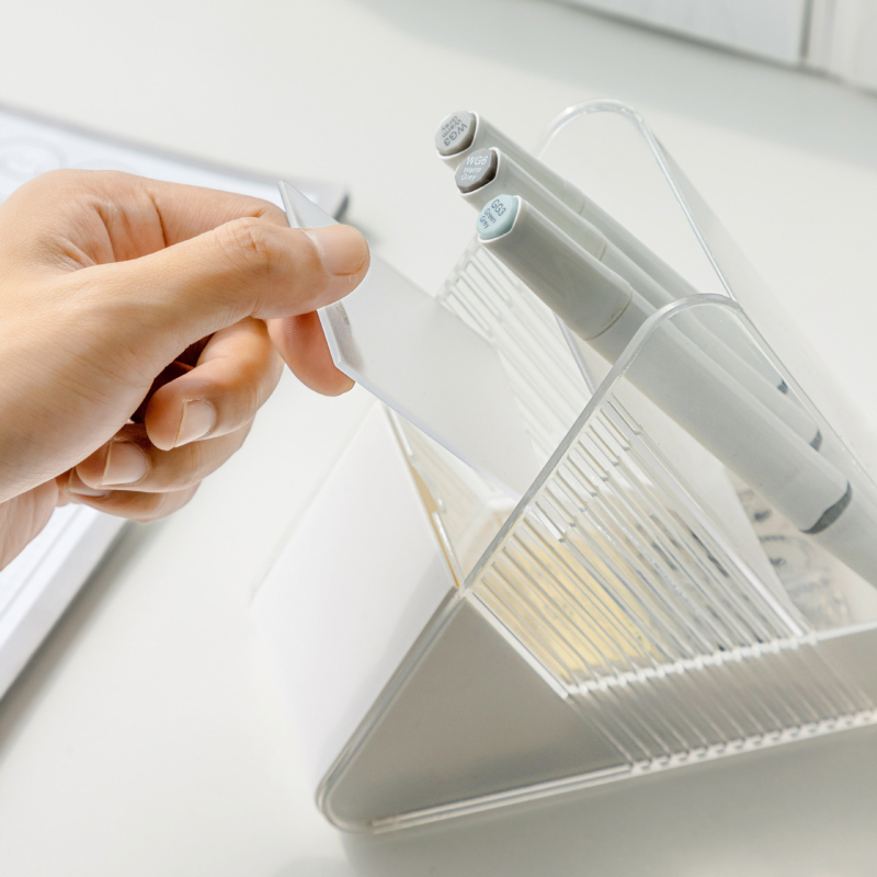 Držač olovke i stolni spremnik za skladištenje s ladicom, poklopom i pretincima – prozirni PET plast, kapacitet 1 L, moderni minimalistički uredski organizator