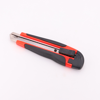 Nož za umjetnost s gumom premazanom oštricom, PPP materijal korpusa, oštrica 0,5×18×97 mm, marka Chuncheng