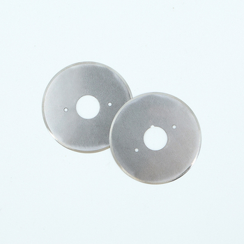 Famous 19 – Višenamjenski rezač papira, 3-u-1 kotačasti rezač, karbonska čelika, oštrica 50×14×0,5 mm