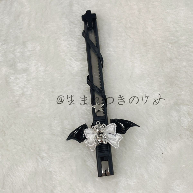 Használati kés kézzel készített medve témájú, gothikus sötét édes esztétikával (Márka: Other; Modell: Utility knife; Importált: Nem)