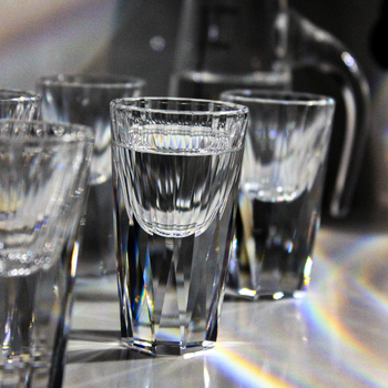 Ručnoručno izrađeni K9 kristalni set čaša za žestoka, 1–100 ml, moderni Bloom stil, poklon kutija