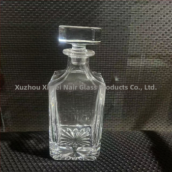 Krištáľový dekantér na whisky – európsky štýl, retro lesk, so viečkom a pohármi, 6-dielny set