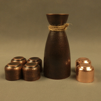 Cană de sake din cupru, în stil japonez, set cu pahare mici și separator