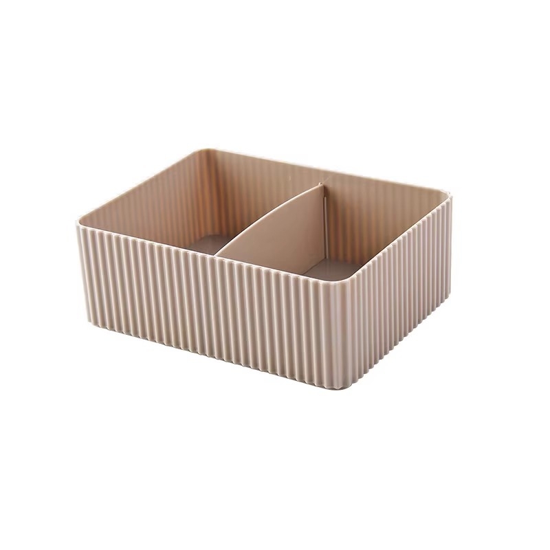 Cutie de depozitare pentru birou cu compartimente, din PS plastic, capacitate 2 L, fără capac, design modern cu dungi