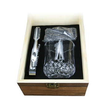 Skót whisky pohár szett gránit jégkővel, fából készült dobozban – EHUNT, fa, modern minimális stílus, bevezetés: 2025, csomagolás: egyedi