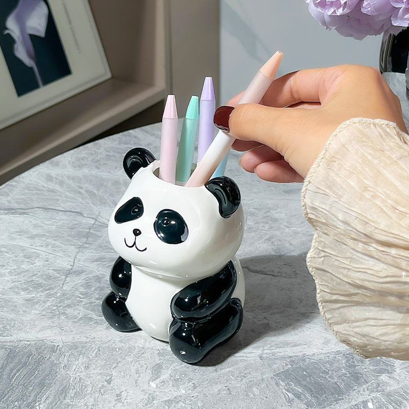 Panda držač olovaka Reading — porcelan, okrugli oblik, dar za rođendan ili diplomu