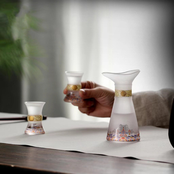 Stakleni set za liker sa zvonolikim čašama, boca vina s morskom temom Tianya, poklon kutija, uključuje posudu i šest čaša