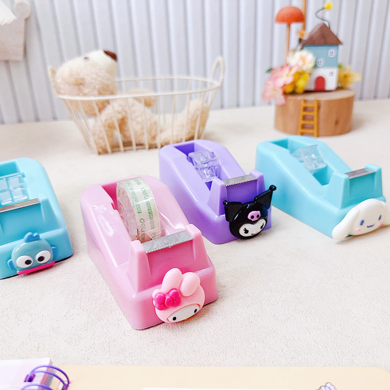 Asztali Cartoon Sanrio szalagvágó, műanyag test, 217 g, akár 25 mm szélességű szalaghoz, tengelyátmérő 25 mm