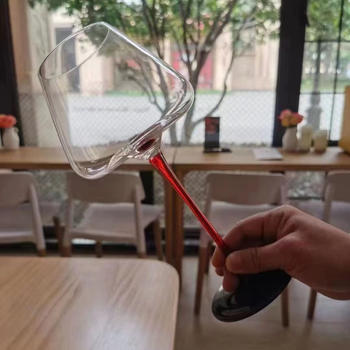 Čaša za vino s velikim kupolastim dnom, staklo, lagani luksuzni retro stil, otisnutim logotipom, prilagodljivo, 248 g