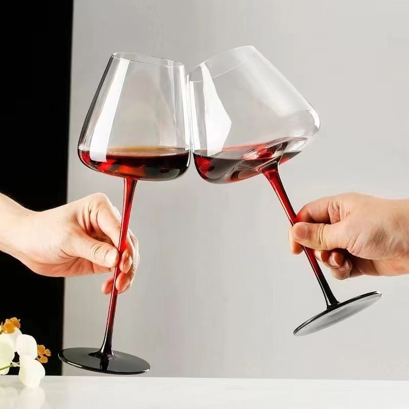 Čaša za vino s velikim kupolastim dnom, staklo, lagani luksuzni retro stil, otisnutim logotipom, prilagodljivo, 248 g