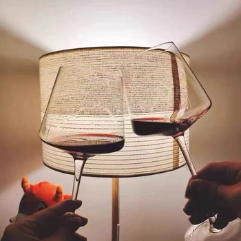 Staklena čaša za vino, ručna izrada, retro stil luksuza