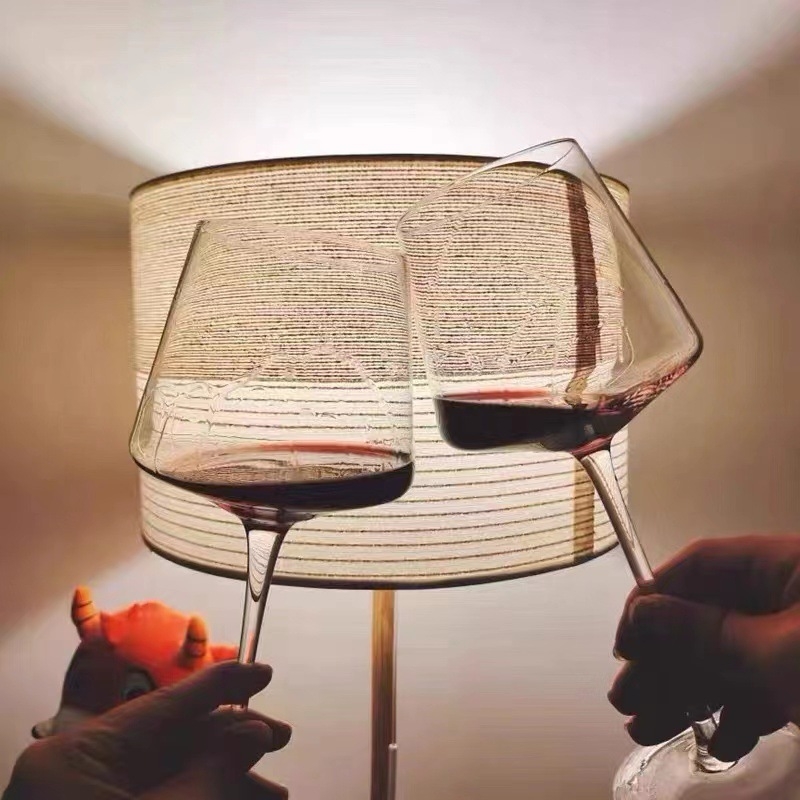 Staklena čaša za vino, ručna izrada, retro stil luksuza