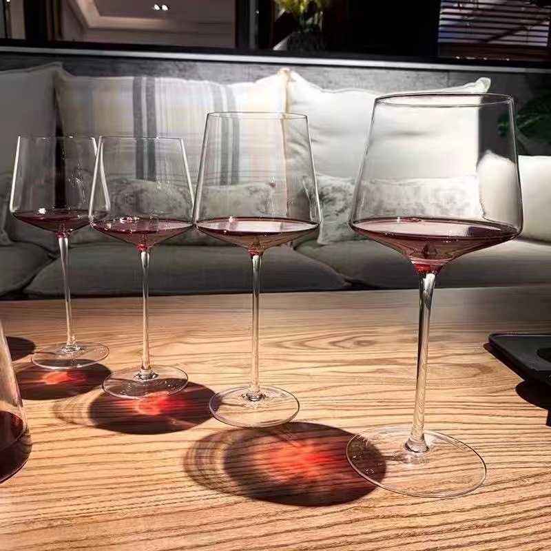 Staklena čaša za vino, ručna izrada, retro stil luksuza