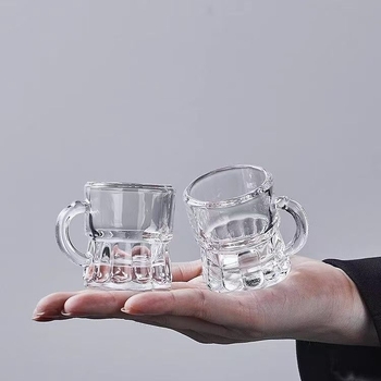 Mayflower koreanskog stila čaša za koktel s drškom, staklena, kapacitet 1–100 ml