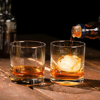 Čaša za whisky od stakla soda-lime, kapacitet 1–100 ml, moderni minimalistički stil, s otisnutim logotipom, pakiranje u papirnatoj kutiji