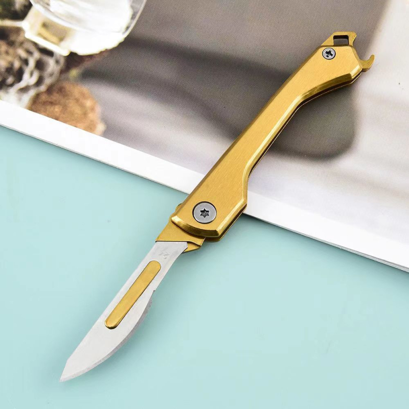 Sklopni nož, od čelika, oštrica 0,28 mm debljine × 8 mm širine, 47 g, prenosni privjesak za ključeve