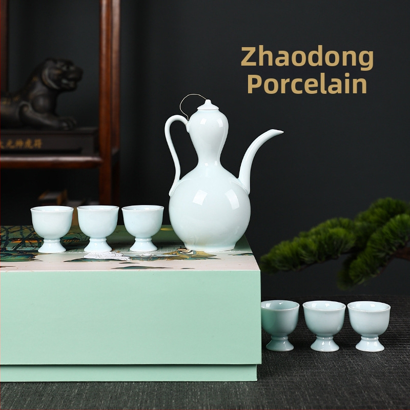 Jingdezhen ručne vyrábaný keramický set na víno s čajovou kanvičkou a pohárom na víno v darčekovej krabičke k festivalu Dračích lodí — kreatívny štýl, potlač loga k dispozícii