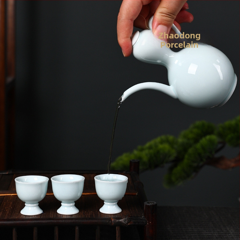 Jingdezhen ručne vyrábaný keramický set na víno s čajovou kanvičkou a pohárom na víno v darčekovej krabičke k festivalu Dračích lodí — kreatívny štýl, potlač loga k dispozícii