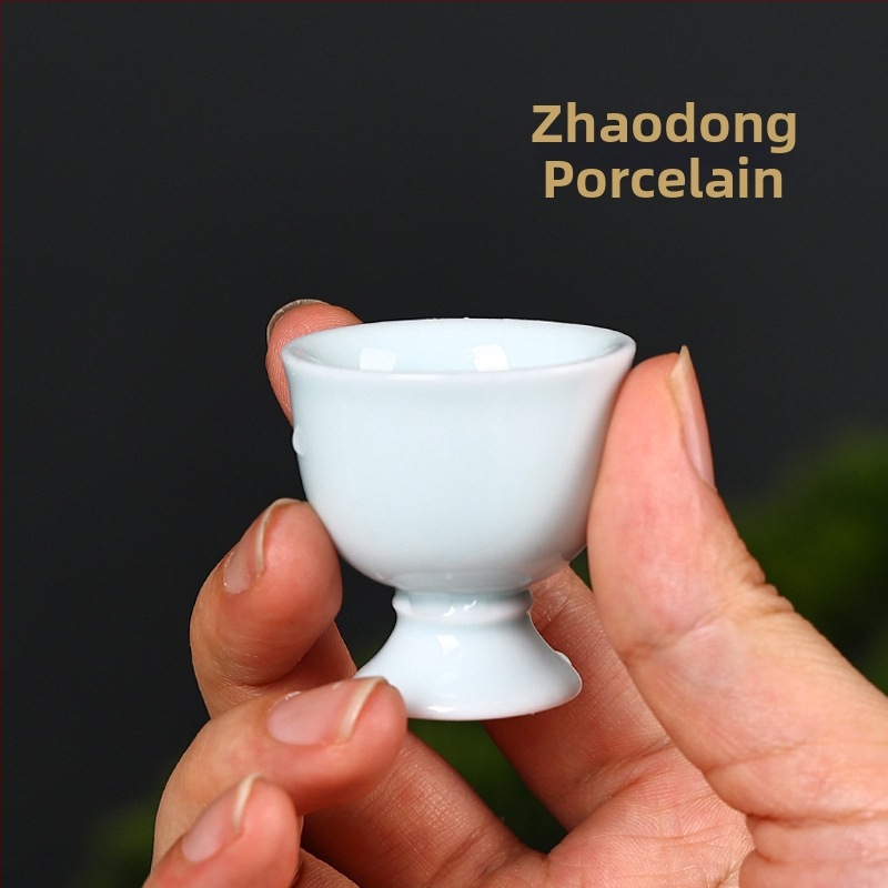 Jingdezhen ručne vyrábaný keramický set na víno s čajovou kanvičkou a pohárom na víno v darčekovej krabičke k festivalu Dračích lodí — kreatívny štýl, potlač loga k dispozícii