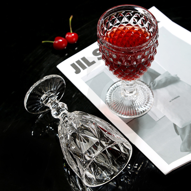 Galloping Horse set čaša za vino – moderan stil, bezolovno staklo, otisak logotipa