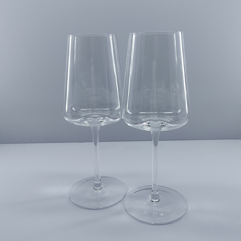 Kristályüveg goblet borospohár, 501-600 ml, egyszerű stílus, prémium minőség, fogantyú nélküli (kristályüveg, 501-600 ml, egyszerű stílus, prémium)