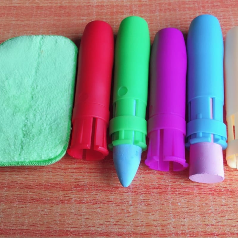 Klip za kredU u futri za morsku uporabu (Brand: Other; Materijal: Plastika; Uvoz: Ne; Poklon: Ne)