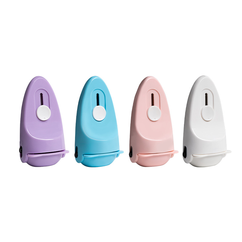 Utilitarni nož za otvaranje paketa – Marka He mu, Model H707, Materijal ABS, Neto težina 20 g, Privatna oznaka: Da