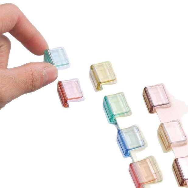 Pengyi A222 műanyag sarokklip dokumentumokhoz