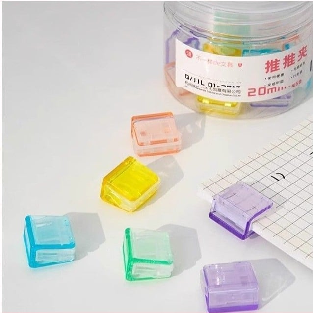 Pengyi A222 műanyag sarokklip dokumentumokhoz