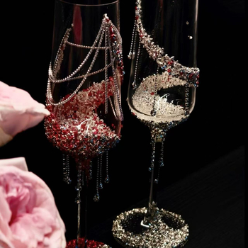 Pezsgőpohár örök virág és pillangó díszítéssel, egyszerű stílusú, üveg, kapacitás 1–100 ml