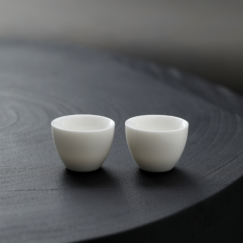 Porcelanski čašica za alkoholna pića, moderni minimalistički stil, zapremina 1–100 ml, jedan komad