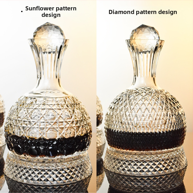 Sklenený dekantér na víno, objem nad 1000 ml, ľahký luxusný štýl, retro, balené v darčekovej krabičke