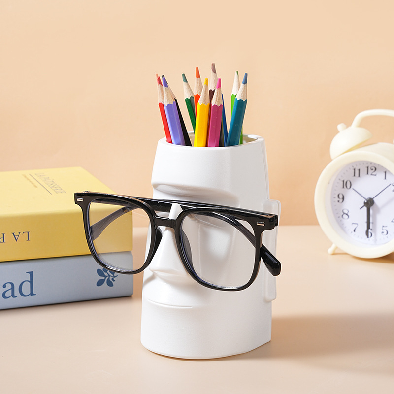 Държач за моливи с форма на глава – декоративна статуя (Артикул: 1210, Модел: 1, Материал: Друг, IP лиценз: Не)