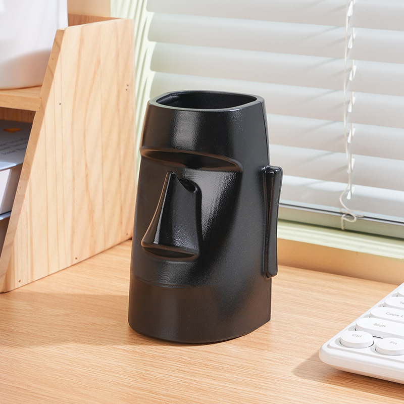 Държач за моливи с форма на глава – декоративна статуя (Артикул: 1210, Модел: 1, Материал: Друг, IP лиценз: Не)