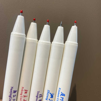 Pix gel retractabil – scriere lină, durabil pentru examene, cerneală neștergătoare, material vârf: Alte; Carcasă: Alte