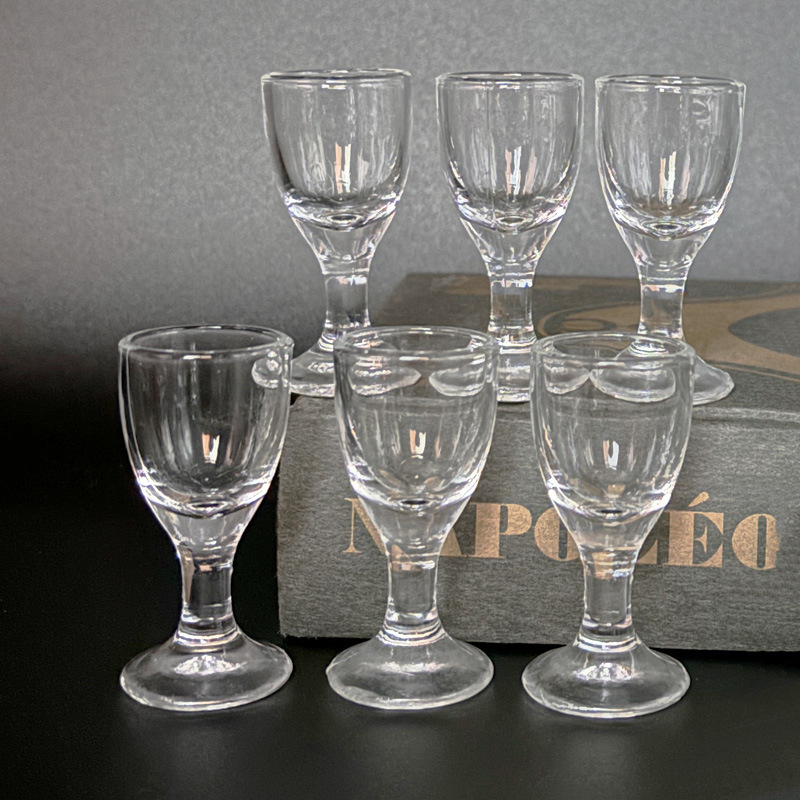 Стъклен комплект чаши за спиртни напитки с печат на лого, 6–10 бр, модерен минималистичен стил, капацитет 1–100 ml, опаковка в цветна кутия