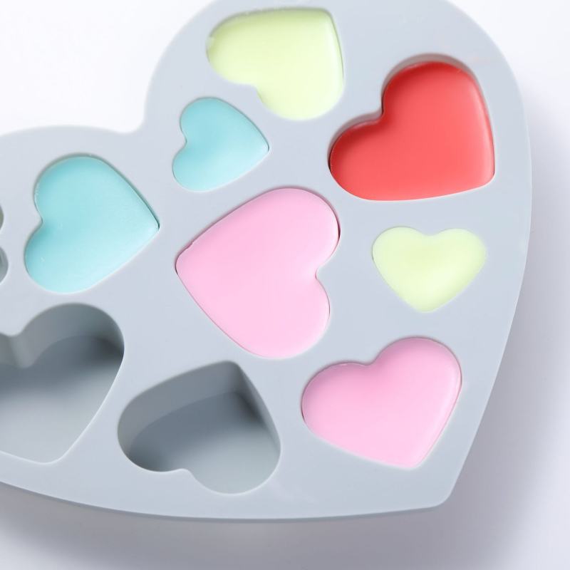 Formă din silicon pentru ciocolată, în formă de inimă, pentru jeleuri și pudinguri — stil modern minimalist, marcă privată autorizată