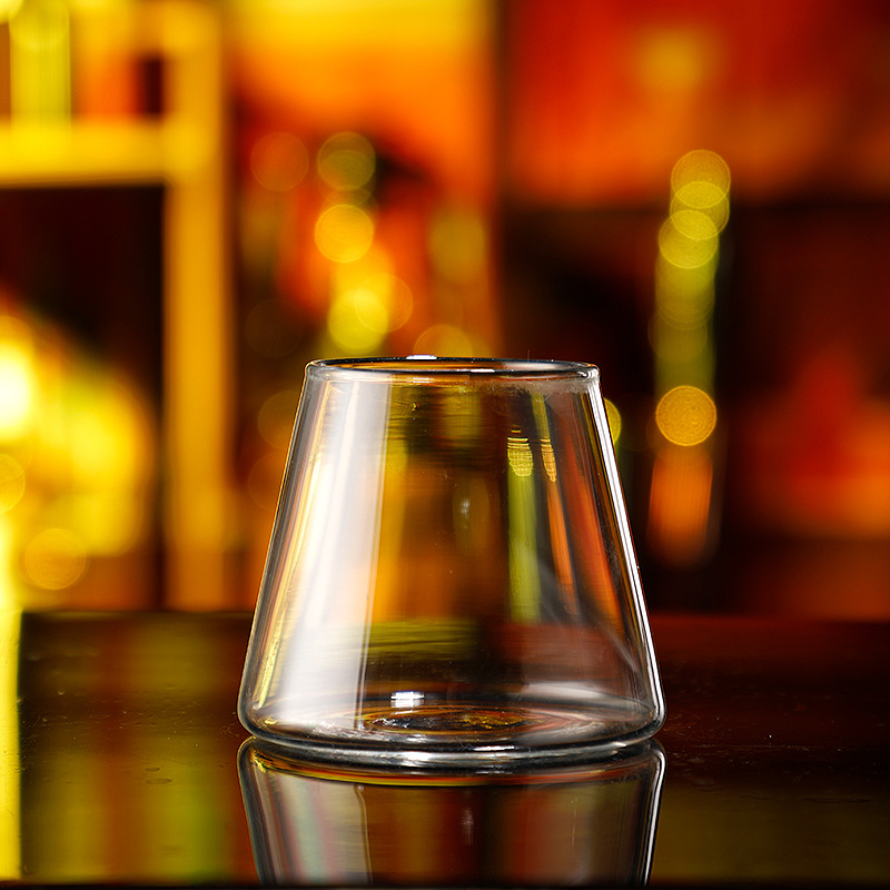 Jin Ming Lun borosilikatna čaša za whiskey, 201–300 ml, modernog minimalističkog dizajna, pakiranje u papirnatoj kutiji.