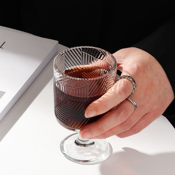 Čaša za vino s reljefom suncokreta, dugačka noga, bezolovni kristal, novi kineski stil