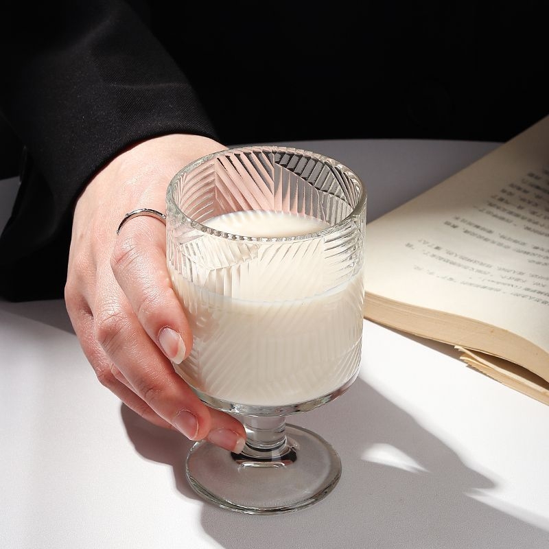 Čaša za vino s reljefom suncokreta, dugačka noga, bezolovni kristal, novi kineski stil