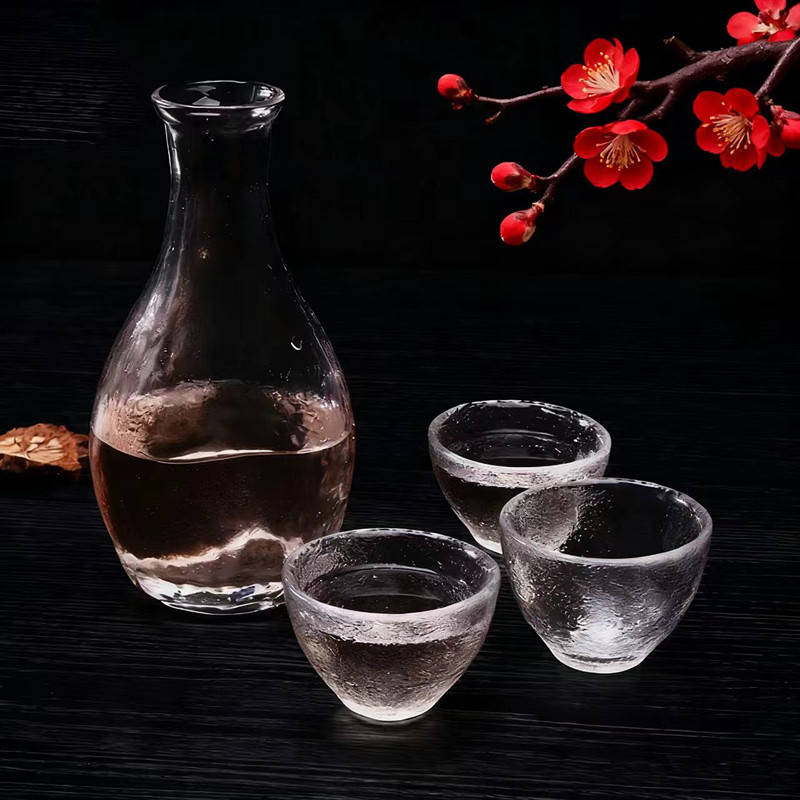 Japanski stil set za sake za kućnu upotrebu, debeli posuda za sake, čaše za šljive vino, staklene čaše za alkoholna pića