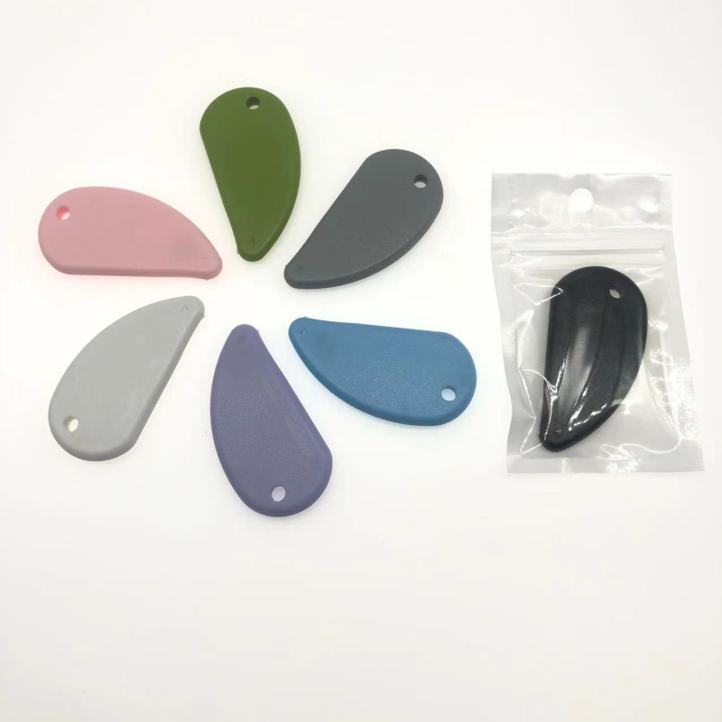 Keramički sigurnosni rezač kutija (Materijal: keramika + plastik; Oštrica: 6×3; Težina: 10 g)