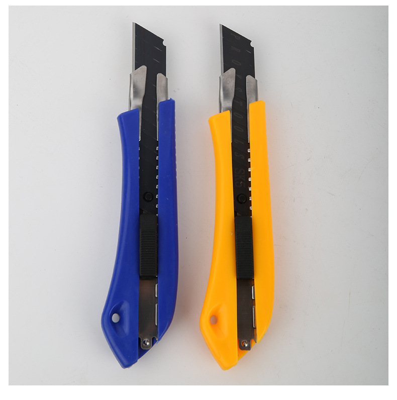 Yihui 18 mm nož za tapete i rezanje papira, višenamjenski industrijski alat, oštrica od SK čelika, oštrica 100x18x0,5 mm, prijenosan i izdržljiv